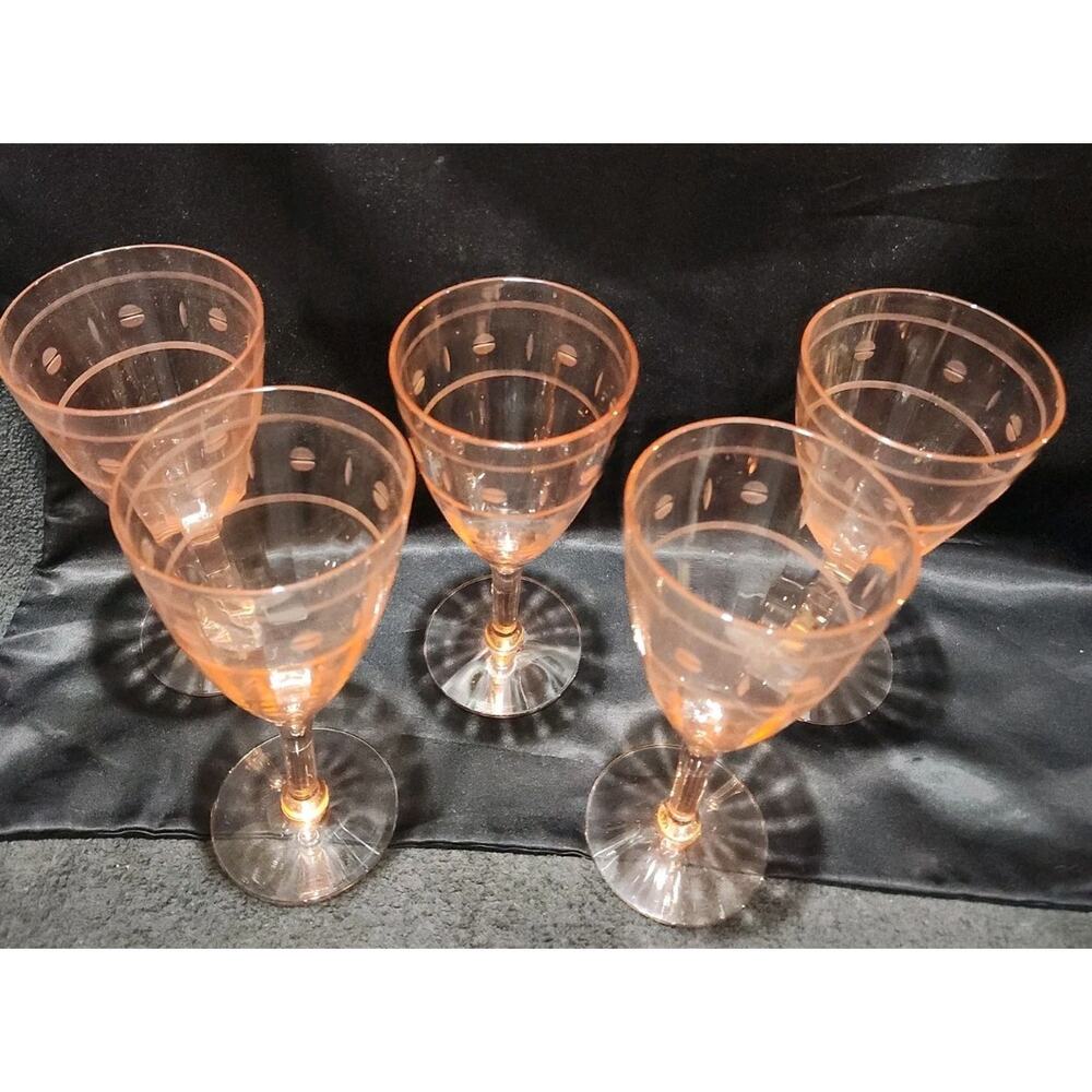 Set Of 5 Pink Depression Water Goblet Glasses With Etched Decoration - Picture 2 of 5